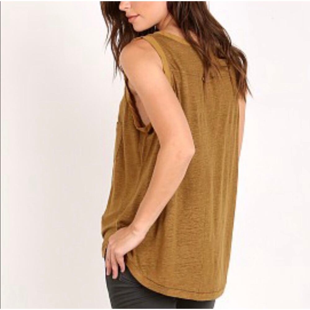 Free People traveler tank top moss green Henley linen sleeveless buttons size s - Picture 2 of 12